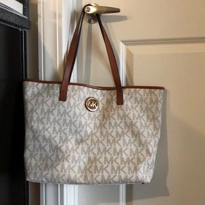 Michael Kors tote bag